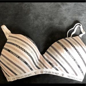Victoria Secret bra